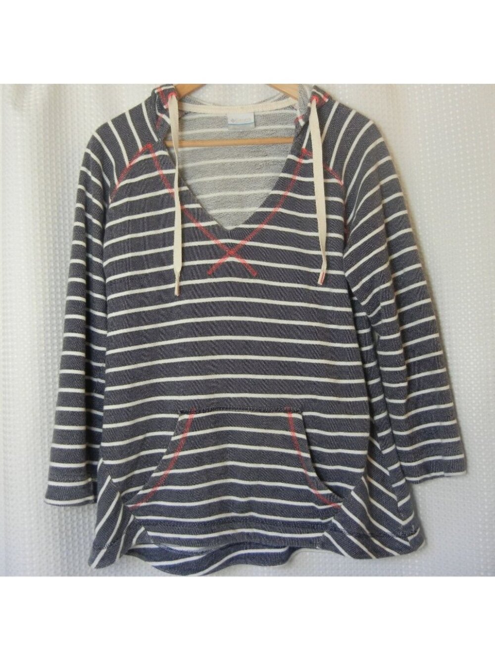 Columbia PFG women's Med striped hoody black/white cotton/polyester easy care